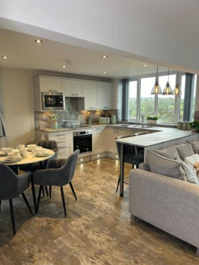 Brumlea Farm Cottage Bonsall, Rural Country stay for family and friends